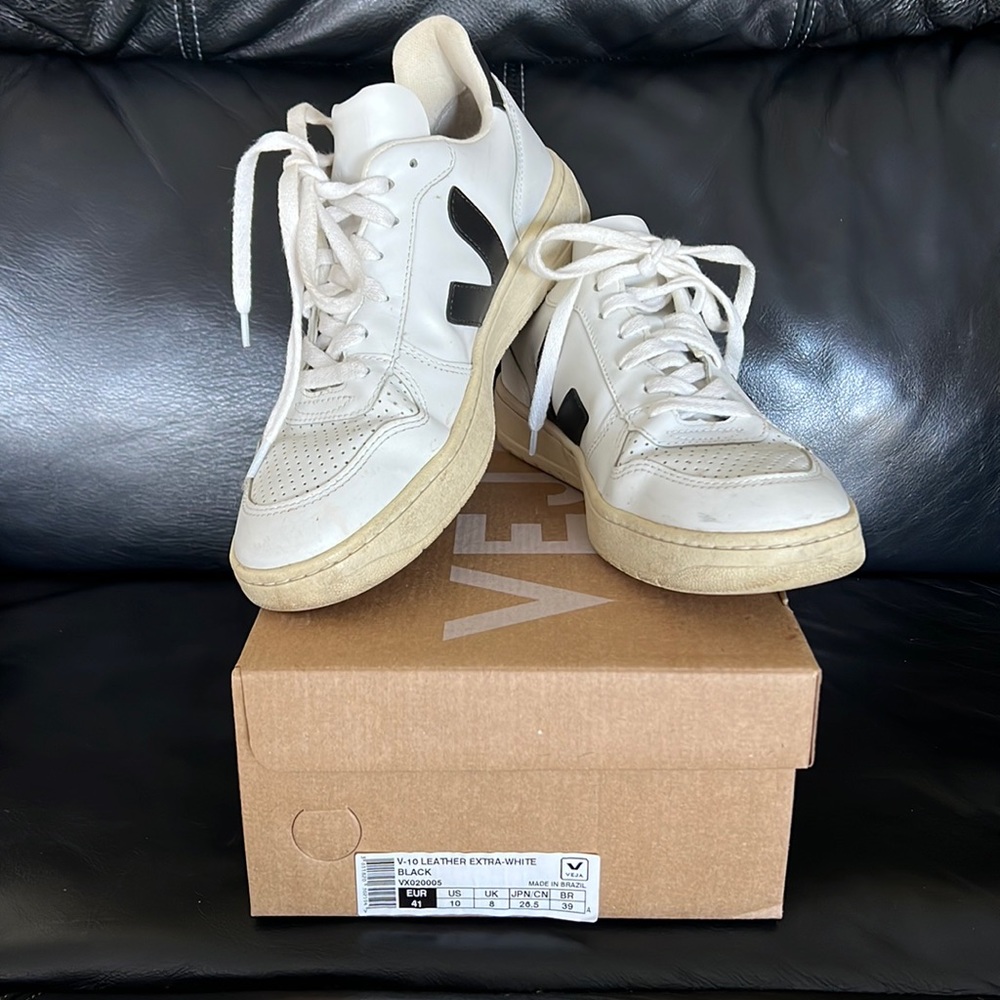Veja White Leather Sneakers with Black V Logo